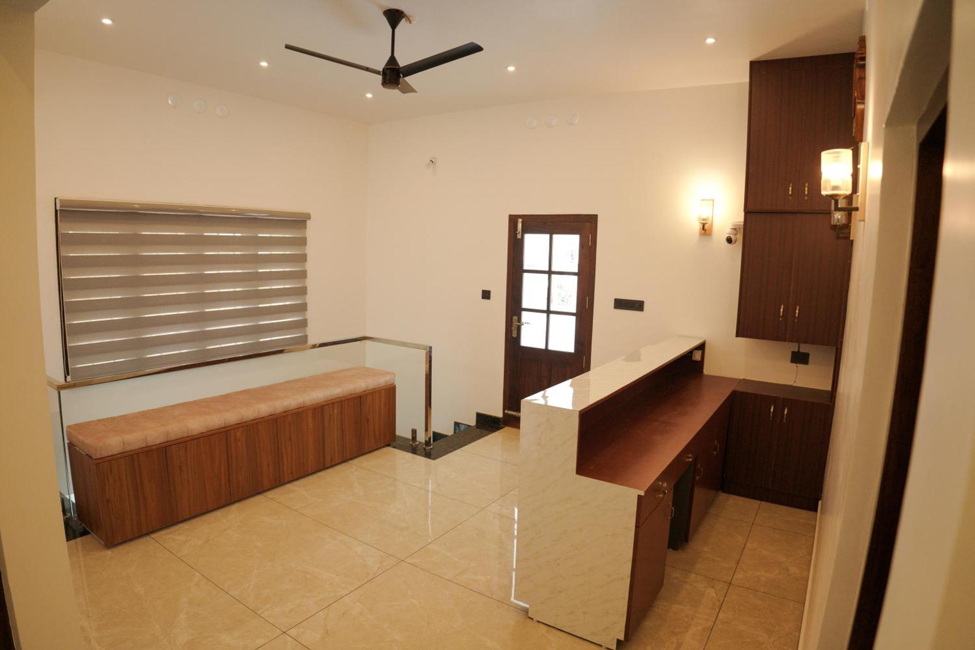 Teak And Lake Homestay Thekkady Extérieur photo
